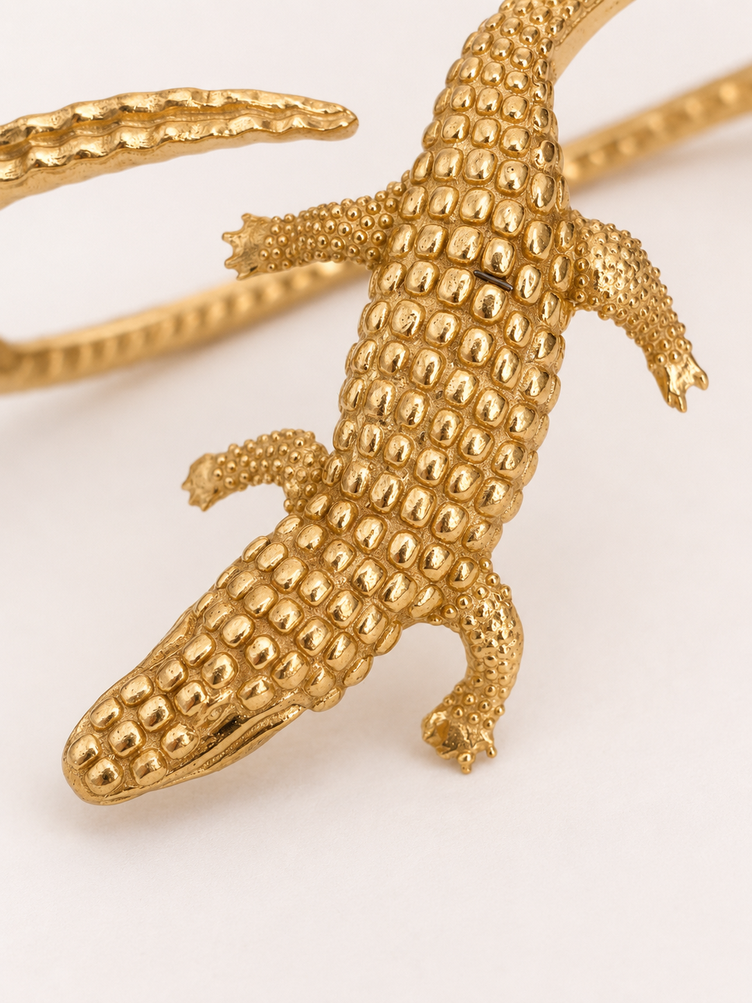 The Alligator Handlet